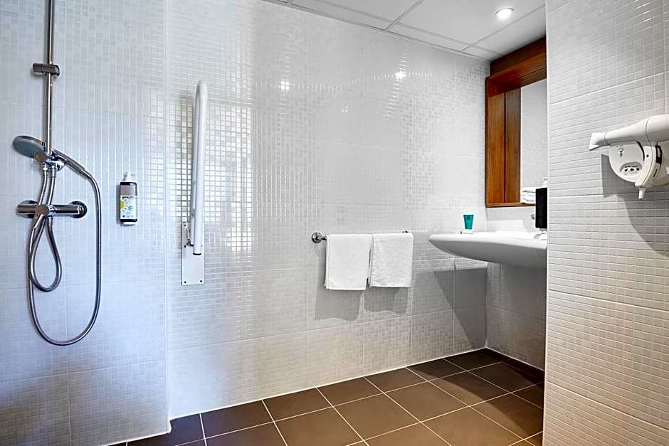 Greet Hotel Versailles - Voisins Le Bretonneux