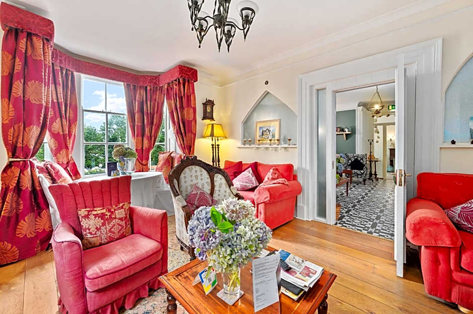 Robin Hill Heritage Guest House