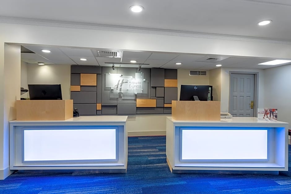 Holiday Inn Express Hotel & Suites Philadelphia - King of Prussia by IHG