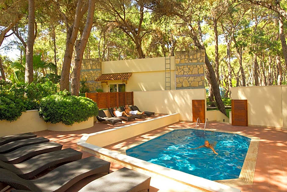 ROBINSON PAMFILYA - All Inclusive