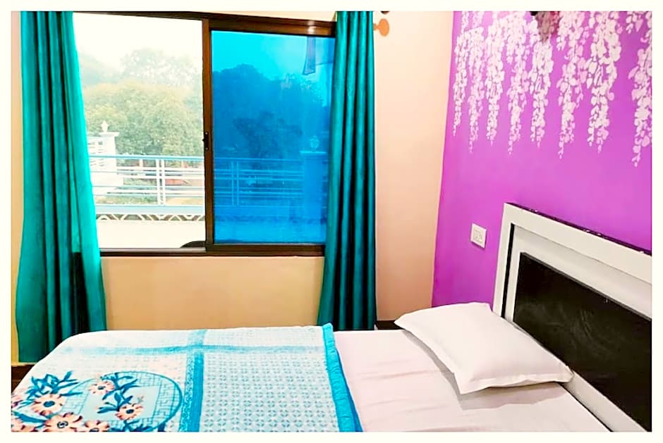 Goroomgo Mohit Paying Guest House Varanasi