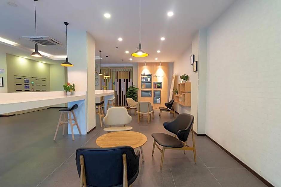 Hanting Hotel Shanghai Jiuting Street