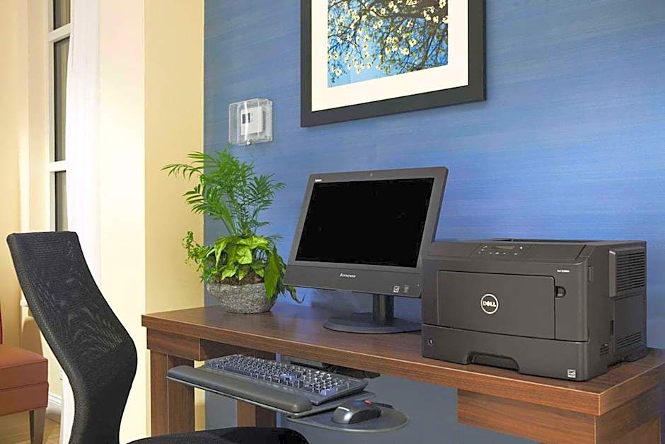 Sleep Inn & Suites Altoona North