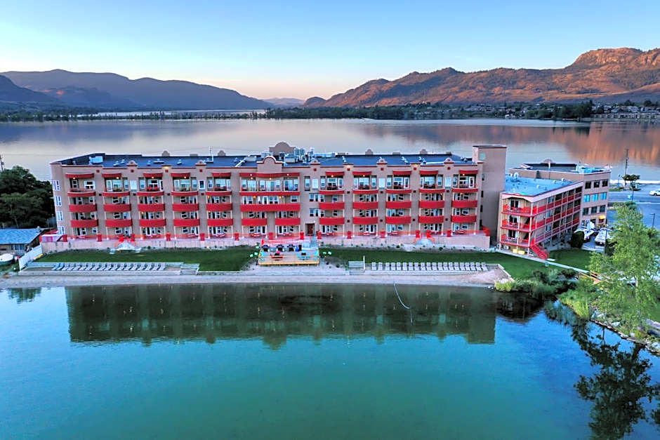 Holiday Inn Hotel & Suites Osoyoos By IHG