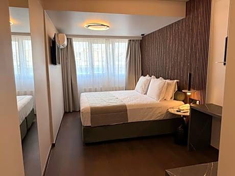 Double or Twin Room Skyline