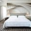 Le Meridien Beach Plaza