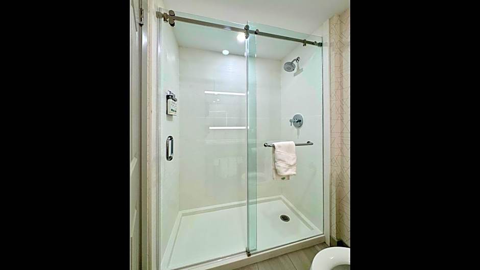 Holiday Inn Express Brampton By IHG