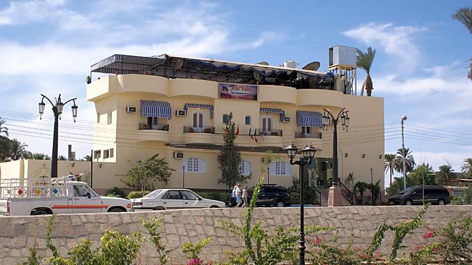 Nile Valley Hotel
