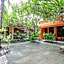 Mahendra Beach Inn