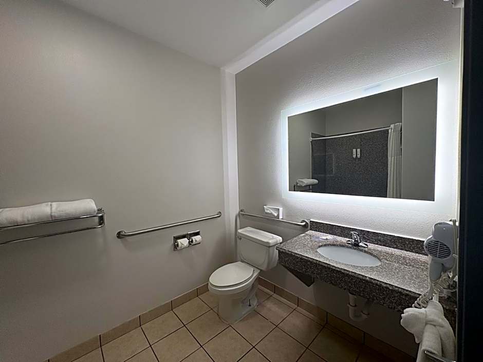 Quality Inn & Suites Houma