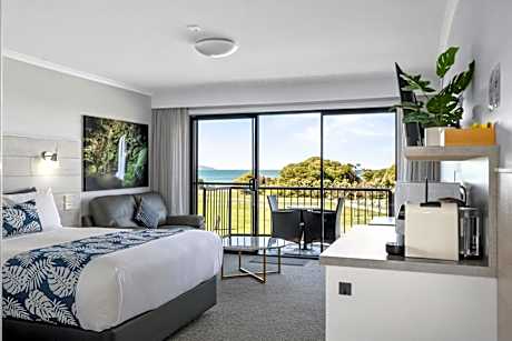 Ocean View Room with Spa Bath