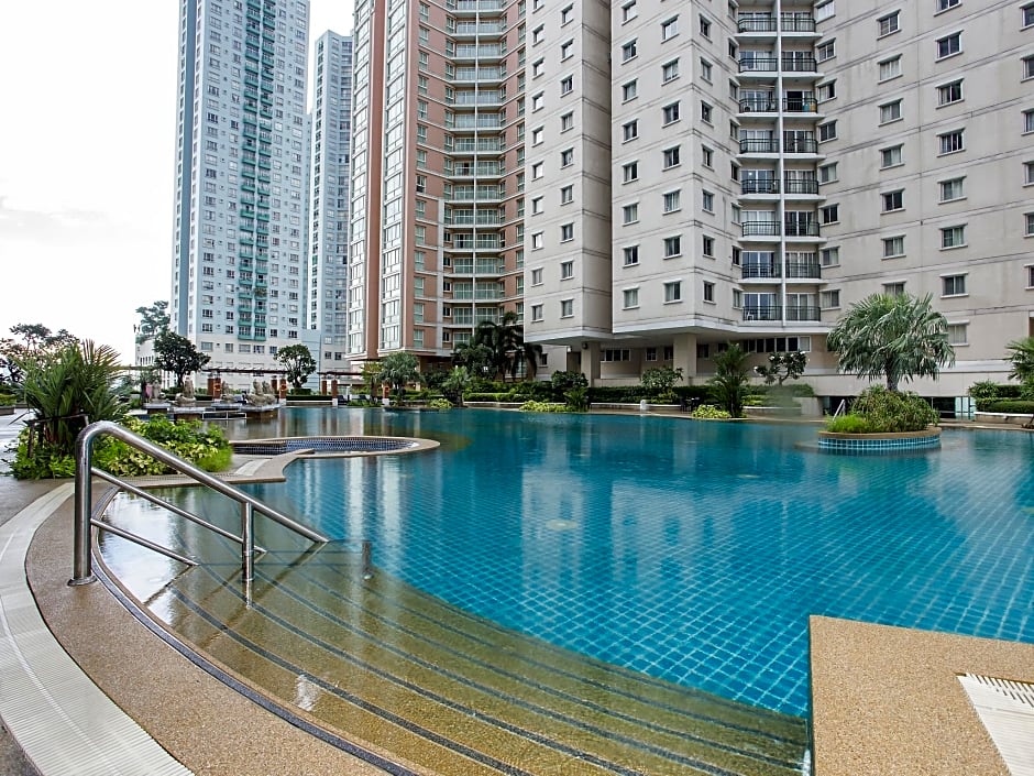 The Narathiwas Sathorn Bangkok Hotel