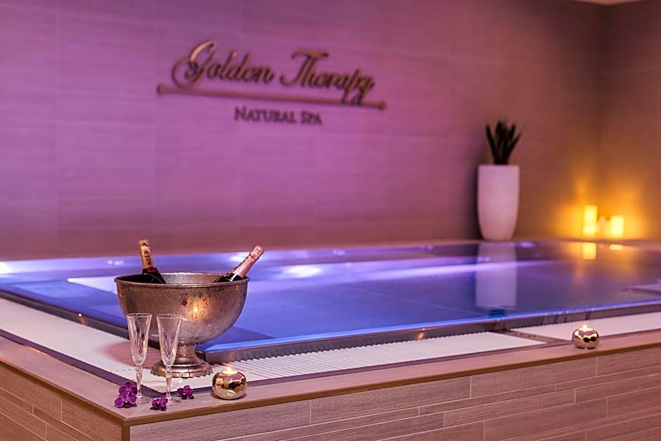 Villa Plaza Boutique Hotel & Spa