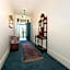 The Lollyshop Apartment in Battery Point
