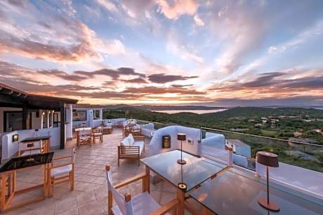 Hotel Pedra Santa
