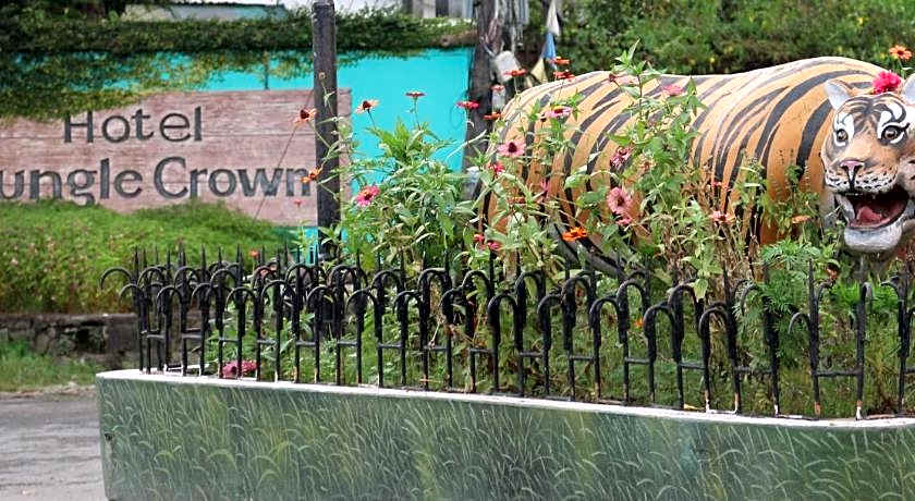 Hotel Jungle Crown