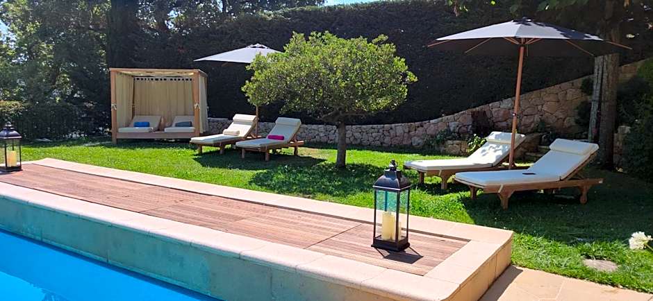 Loup Castel Boutique Hotel B&B