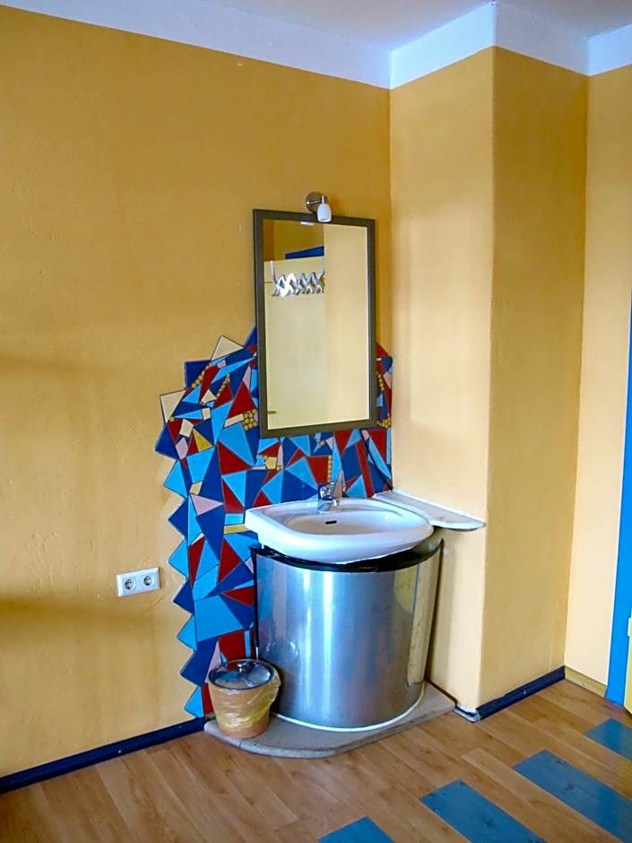 Schiff Bihlerdorf - Hostel