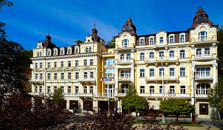 Photo 1 of 50 of Hotel Excelsior