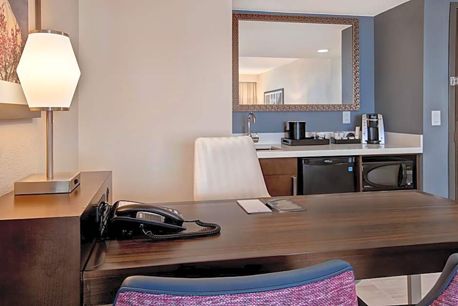 Embassy Suites By Hilton Oklahoma City Northwest