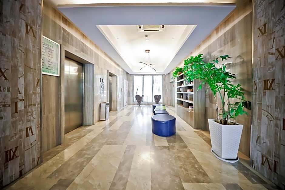 Ibis Styles Nantong Development Zone Shimao Plaza