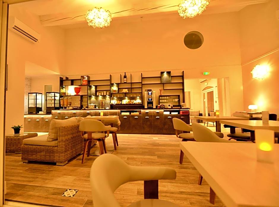Hôtel Villa Sophia - ADULTS ONLY JULY AND AUGUST
