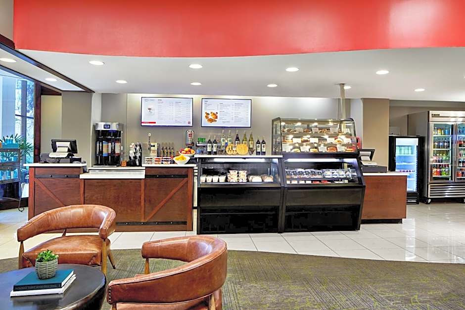 Renaissance by Marriott Mobile Riverview Plaza Hotel