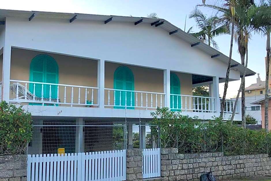 Casa Canasvieiras Florianópolis com piscina e mar