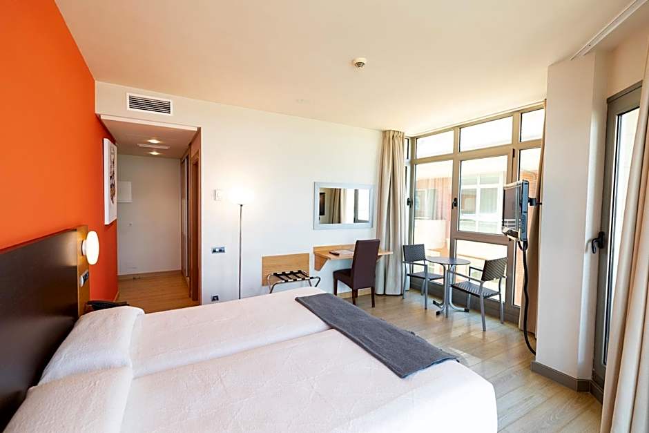 Hotel Marítimo Ris con garaje