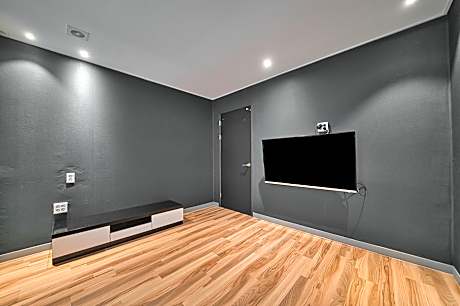 Standard Ondol (Mountain view)