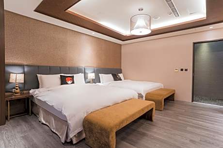 Superior Family Room