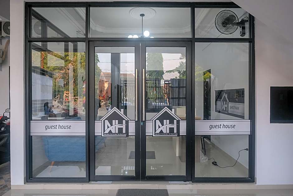 RedDoorz Syariah near UNIMUS Semarang