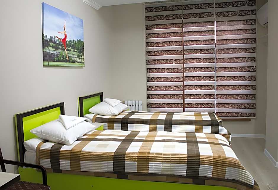Photo 1 of 6 of Double Room