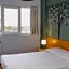 Circus Hostel