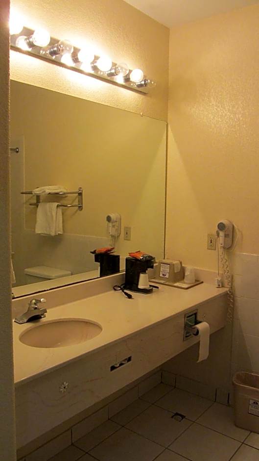 Americas Best Value Inn Houston at FM 1960 & I-45