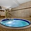 Best Western Plus Baker Street Inn