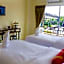 Le Hua Hotel
