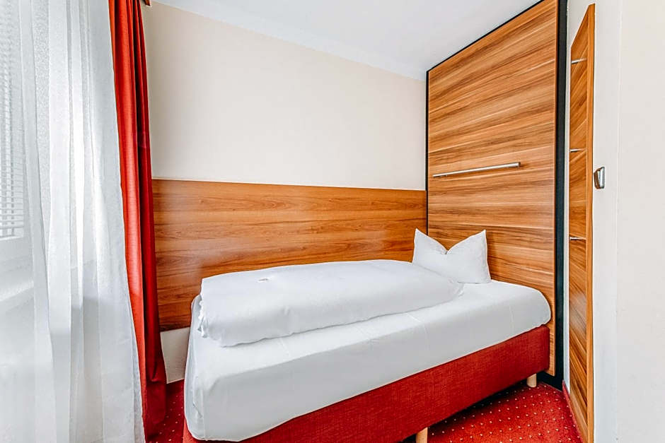 Hotel Isartor
