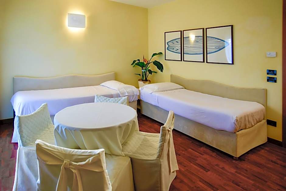 Admiral Hotel Villa Erme