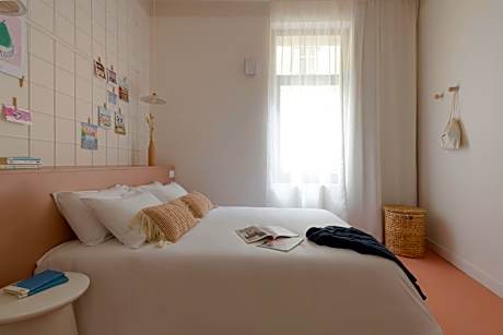 Standard Double Room with Shared Bathroom