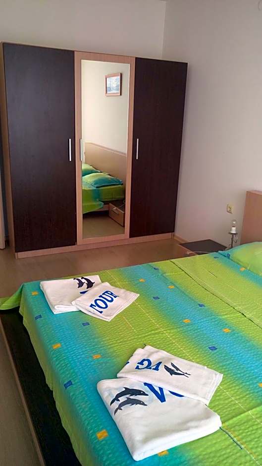 MARINA REZIDENCE ***