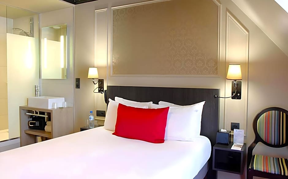 Hotel Le Montmartre Saint Pierre