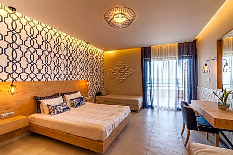 Superior Family Room