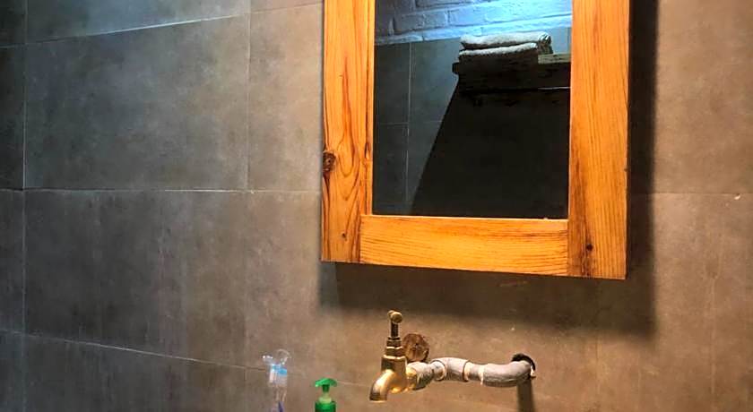 Bhanjyang Village Lodge