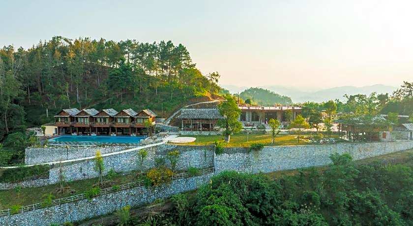 Khuoi Han Ecolodge Cao Bang