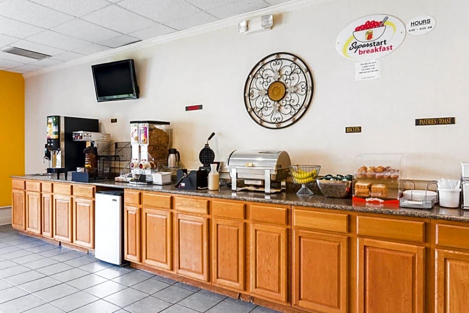 Super 8 by Wyndham Hardeeville