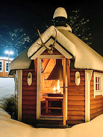 LOGIS HÔTEL, CHALETS et RESTAURANT LES CHATELMINÉS