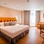Hotel Mirabel