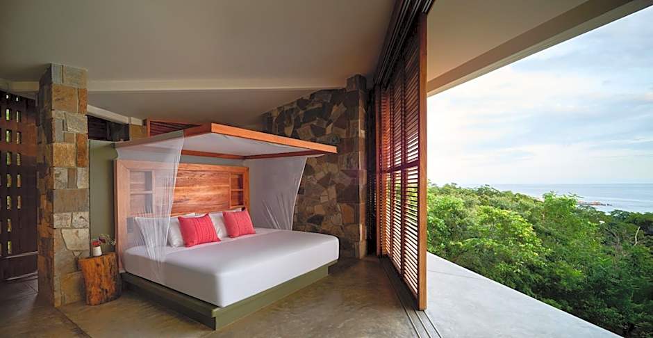 Cocolia Hotel