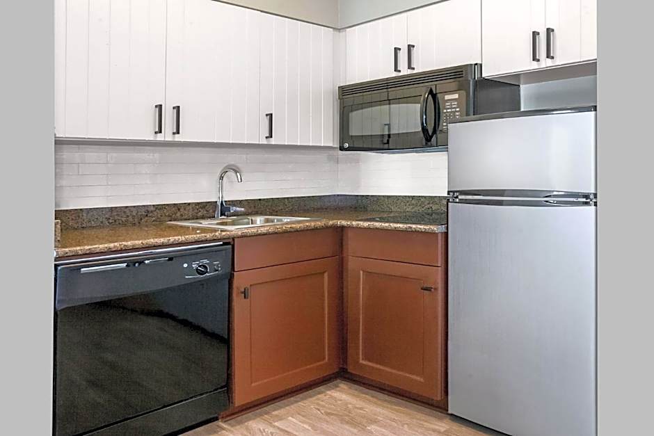 Staybridge Suites Williamsville - Buffalo